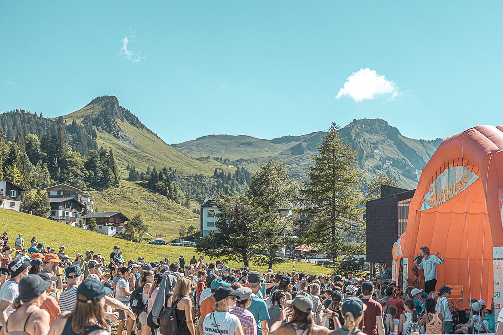 Migros Hiking Sounds