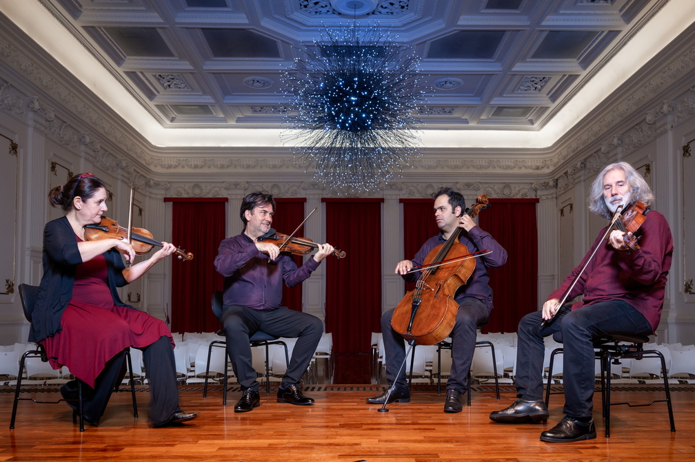String Quartet: Dialogues Montgomery, Mozart & Haydn