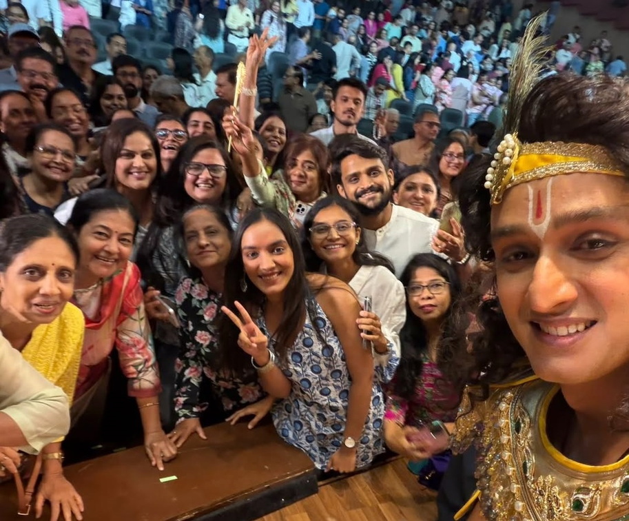 Mere Krishn: A Live Theatrical Experience of Shree Krishns Life