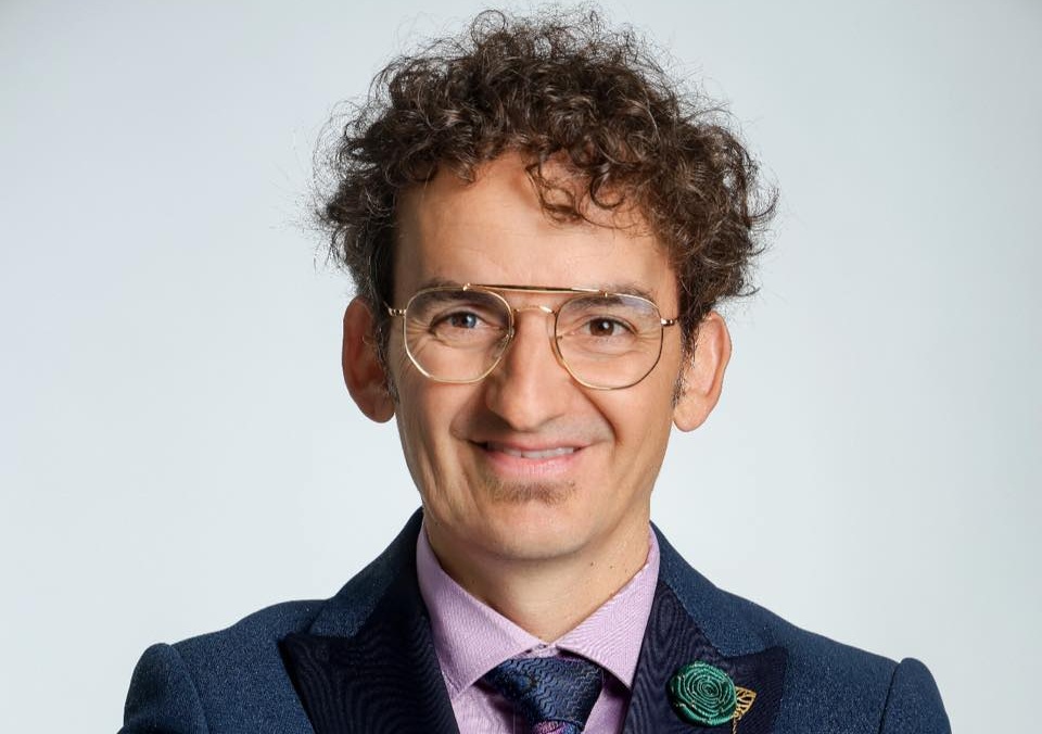 Living Dinosaurs: In Search of the Egg with Niki Stanoev