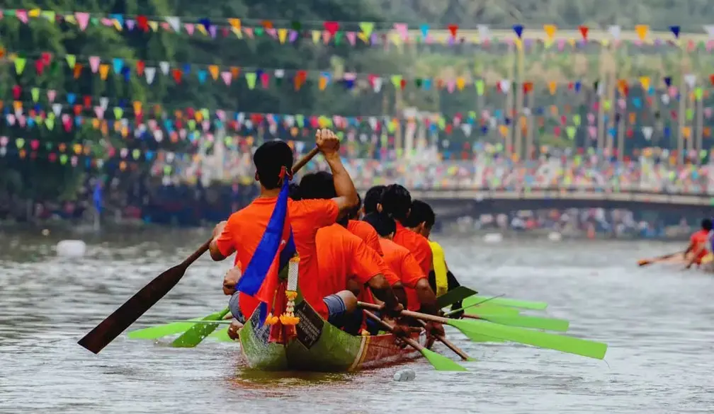 Bon Om Touk (Water Festival)