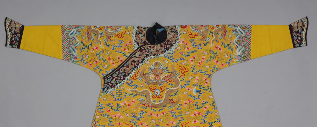 Qing Dynasty Imperial Costumes Exhibition