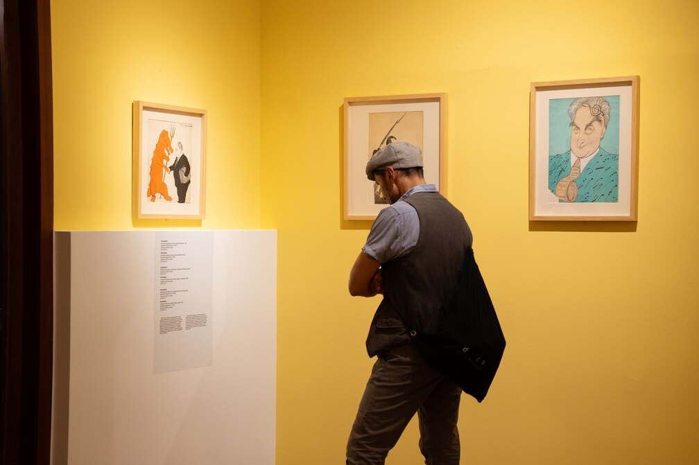 Soviet Cartoons on Art from the collection of Yuri Albert