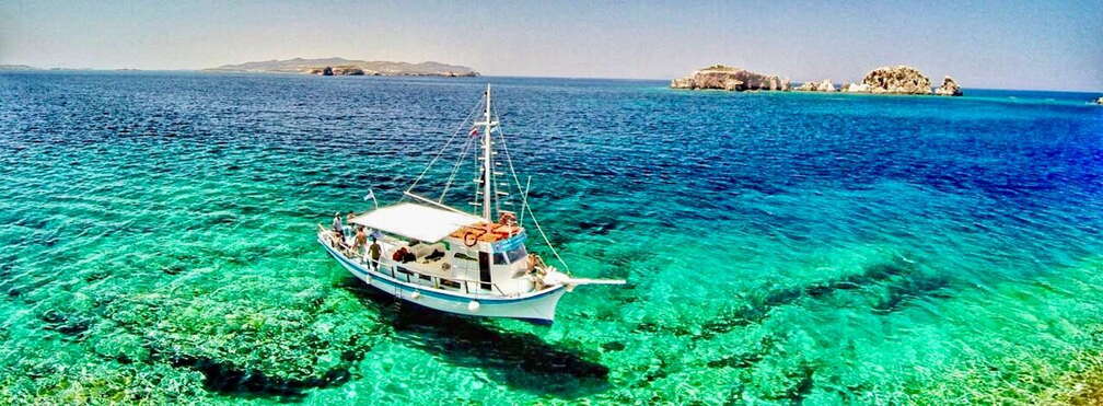 Pounta Blue Lagoon Boat Tour