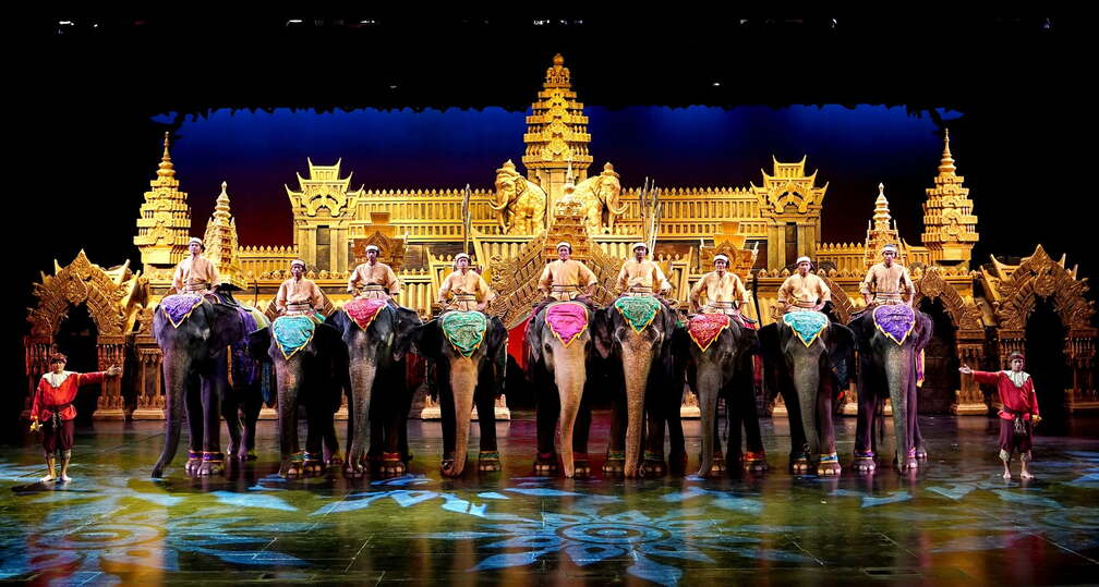Phuket FantaSea Show 