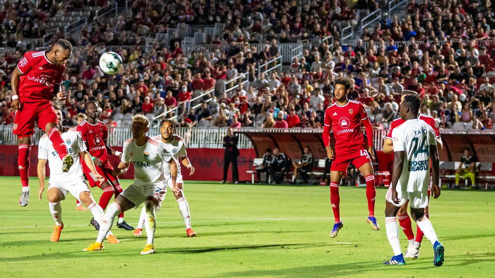 NOCHE LATINA / DOLLAR BEER NIGHT - vs El Paso Locomotive FC