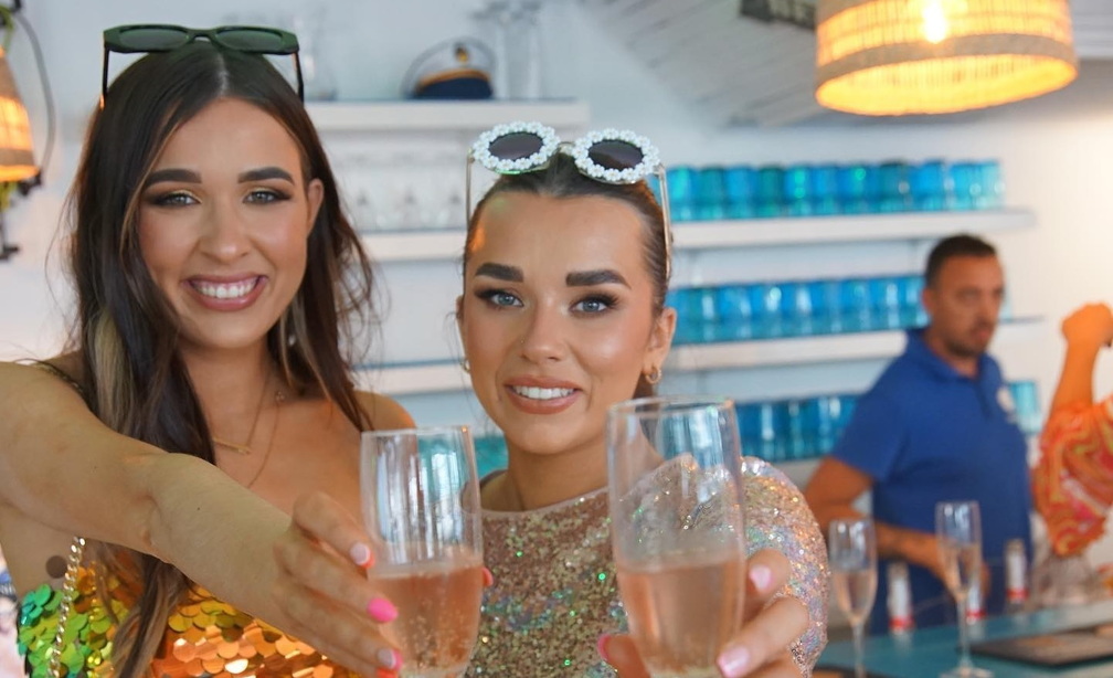 Albufeira Guided Bar and Pub Crawl