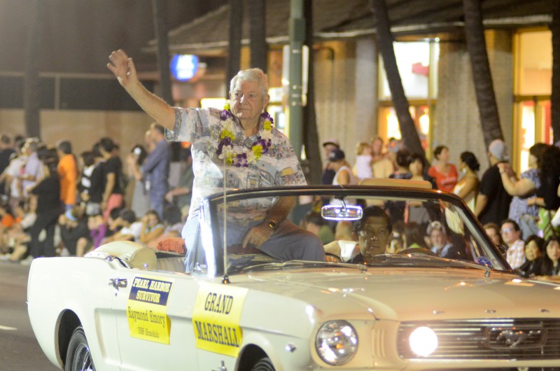 Waikiki Holiday Parade