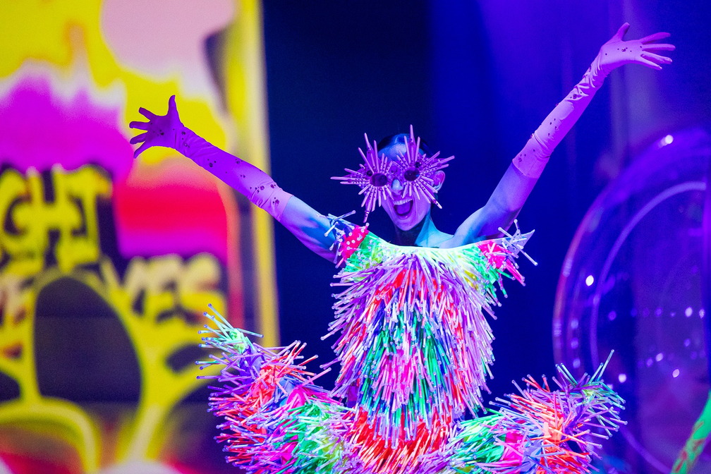 World of WearableArt Show: GLO!