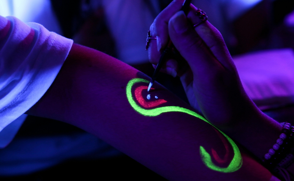 Neon Nights Kids Special