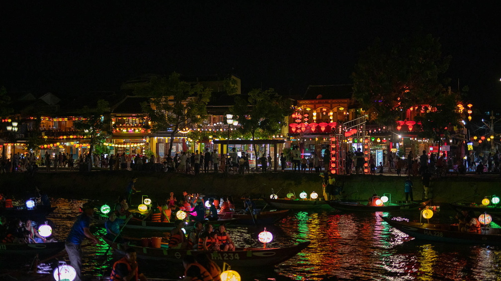 Hoi An Mid-Autumn Festival (Tết Trung Thu)