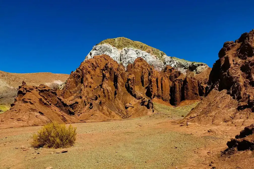 Rainbow Valley Tour