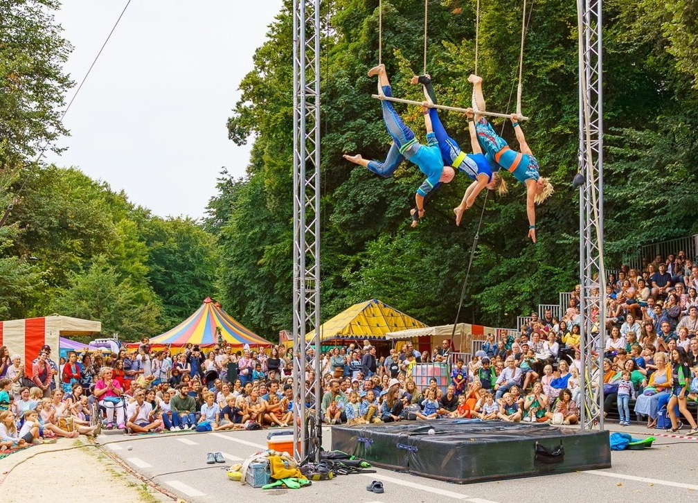 Festival Théâtres Nomades (Nomadic Theaters Festival)