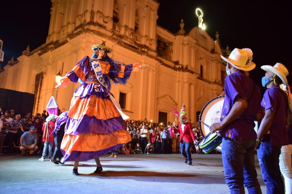 Concurso Tradicional de Gigantonas