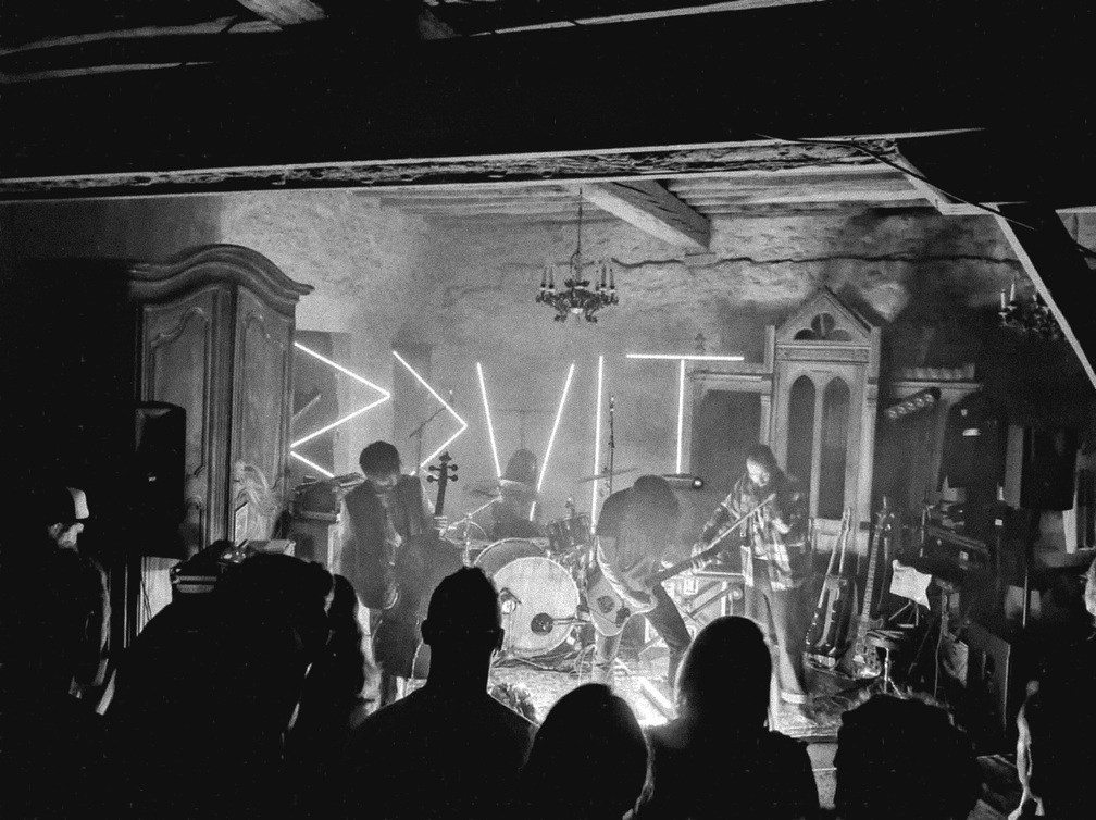 BRUIT ≤