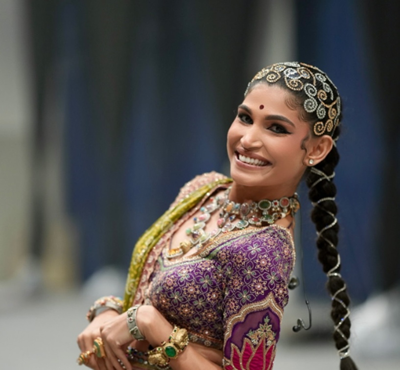 Vrindavan Raas Dandiya