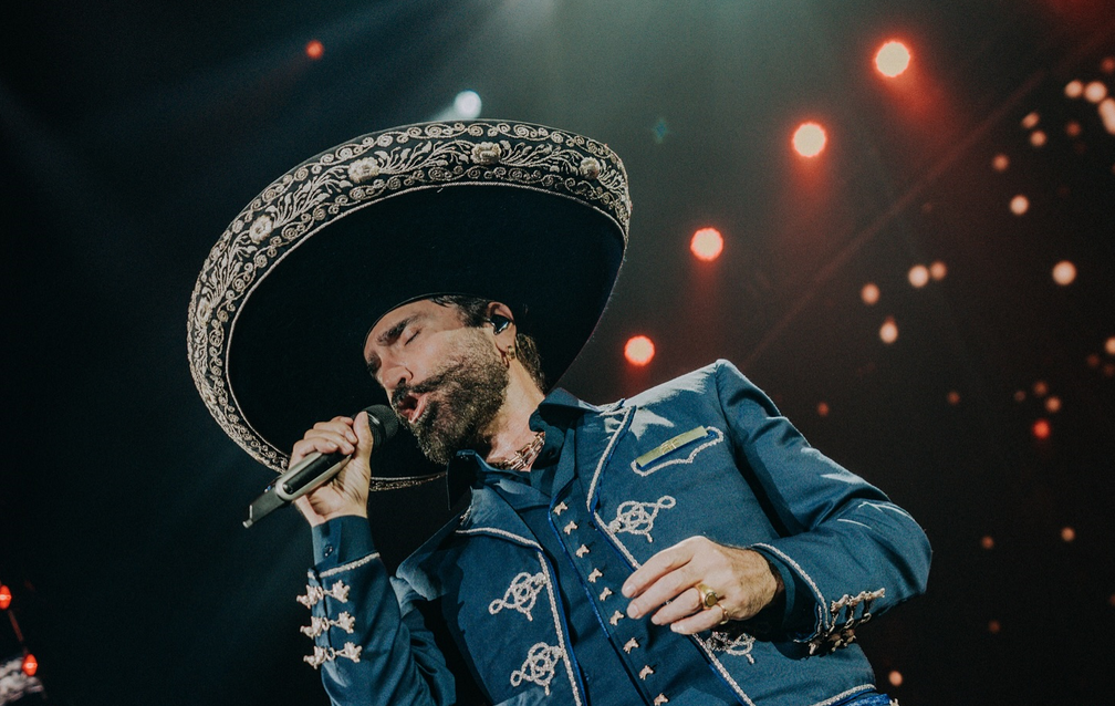 Alejandro Fernández 