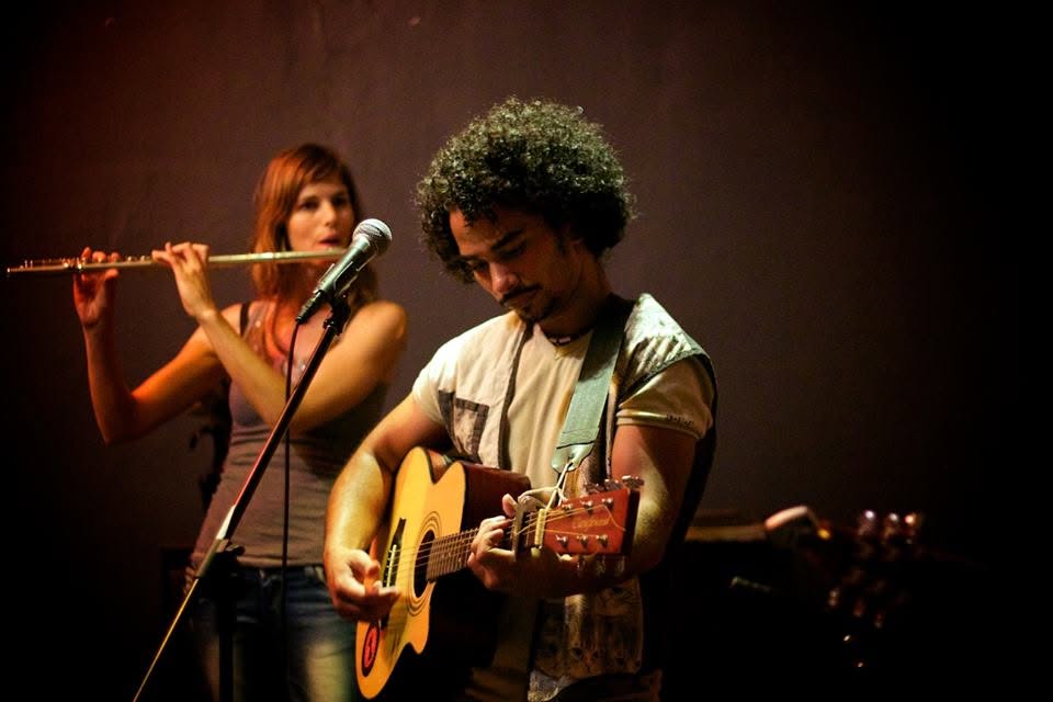 Nur Felix: A Morning of Folk & Songwriter Classics