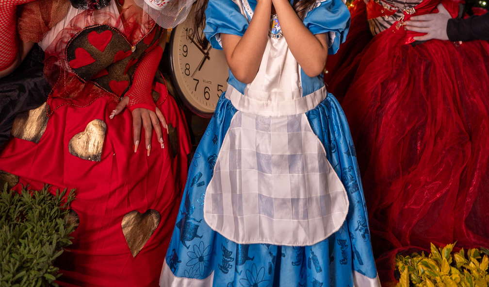 Alice and the Wonders of Borderline