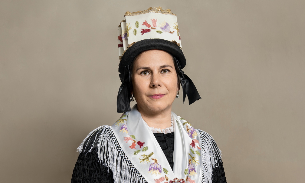 Robe of Time: Photography Exhibition by Weina Venetz