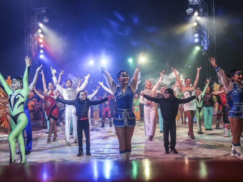Karlsruher Weihnachtscircus (Karlsruhe Christmas Circus)