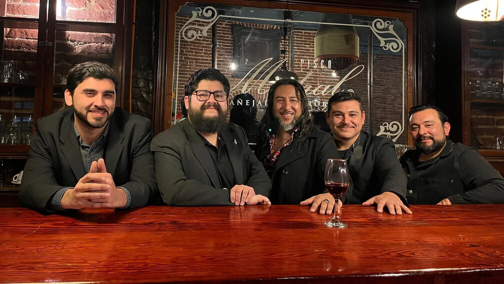 Los Cantineros