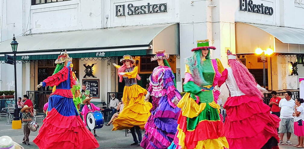 Gigantonas Folkloric Season Opening Parade