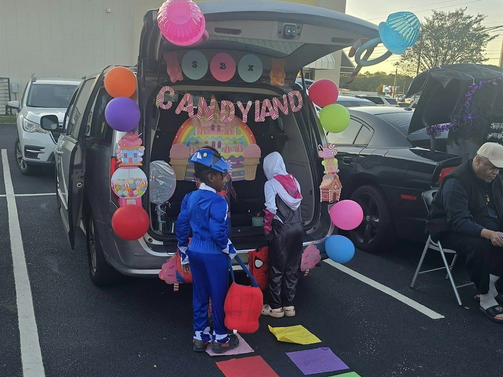 Monster Mash Trunk Dash: Trunk or Treat