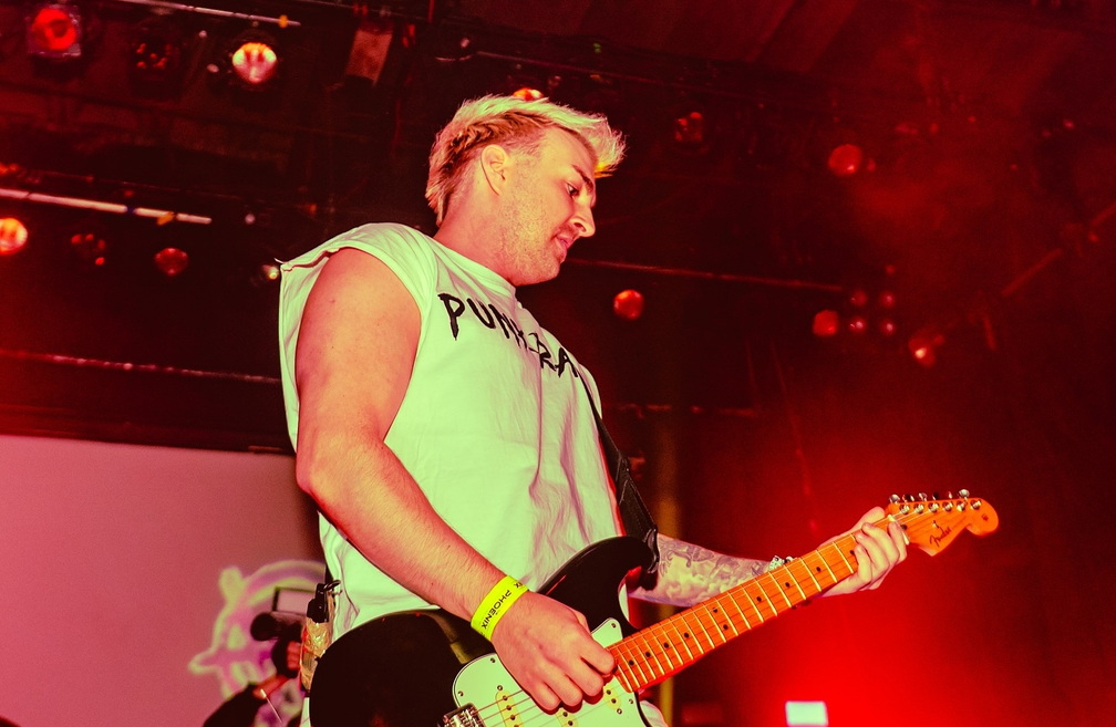 STVW PUNK RAVE