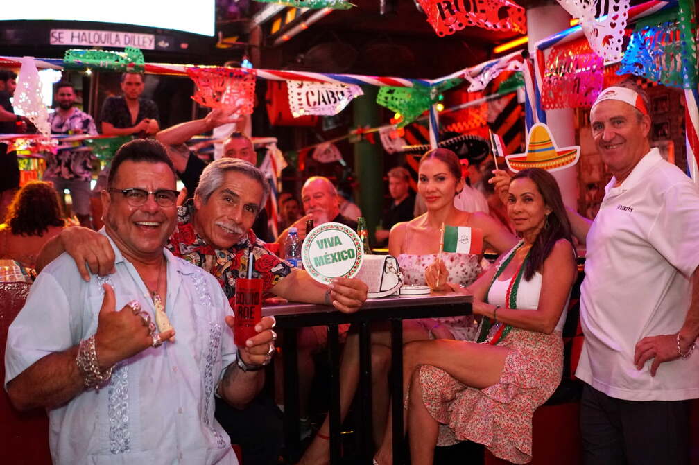 Viva México