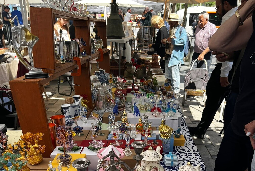 Flea Market