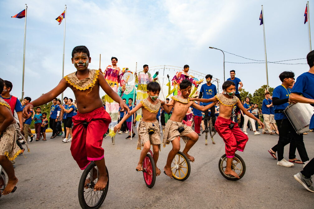 Tini Tinou Circus Festival