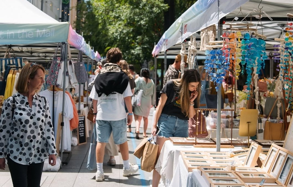 December Market in the Mall