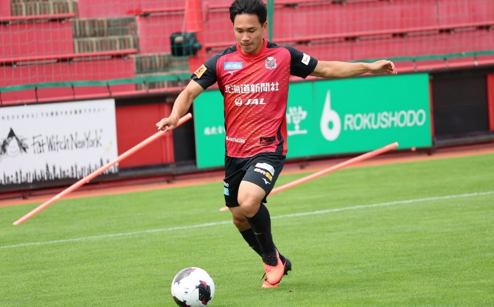 Hokkaido Consadole Sapporo vs. Oita Trinita