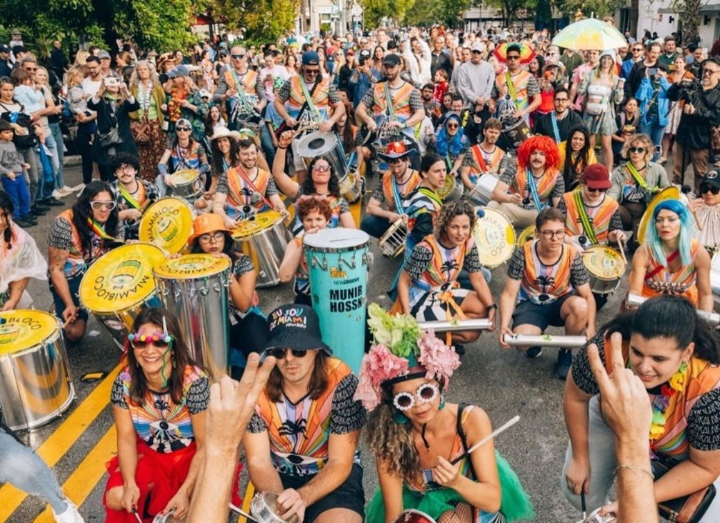 King Mango Strut