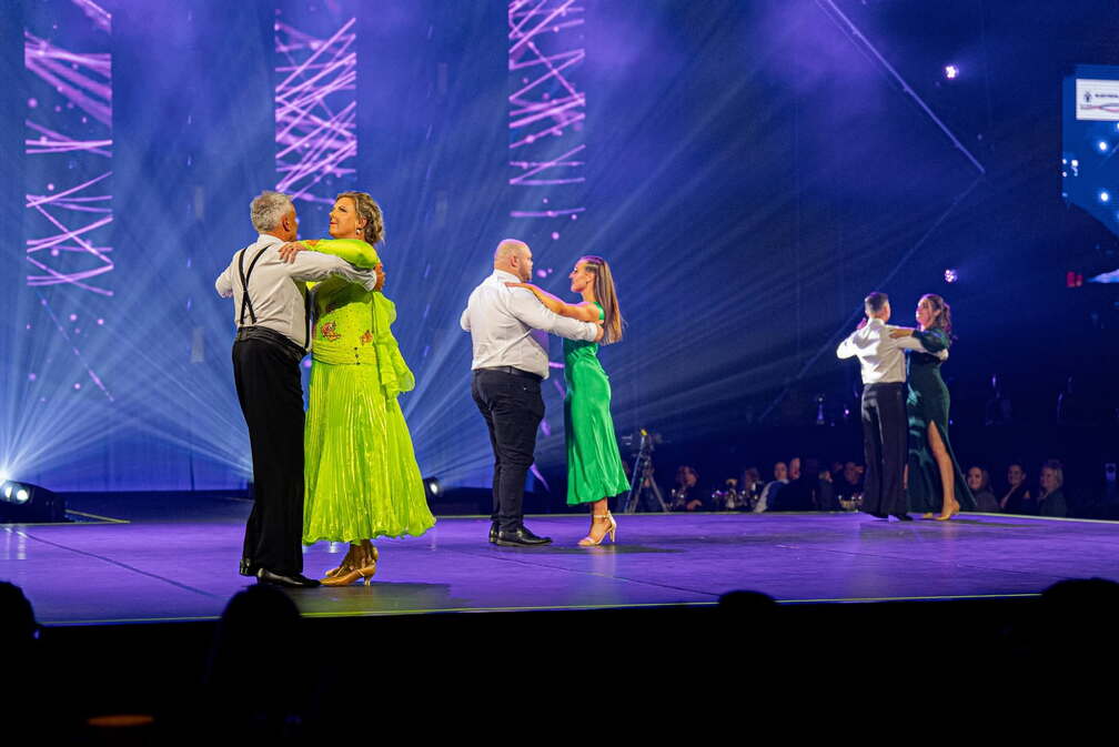 Harcourts Dancing for Hospice