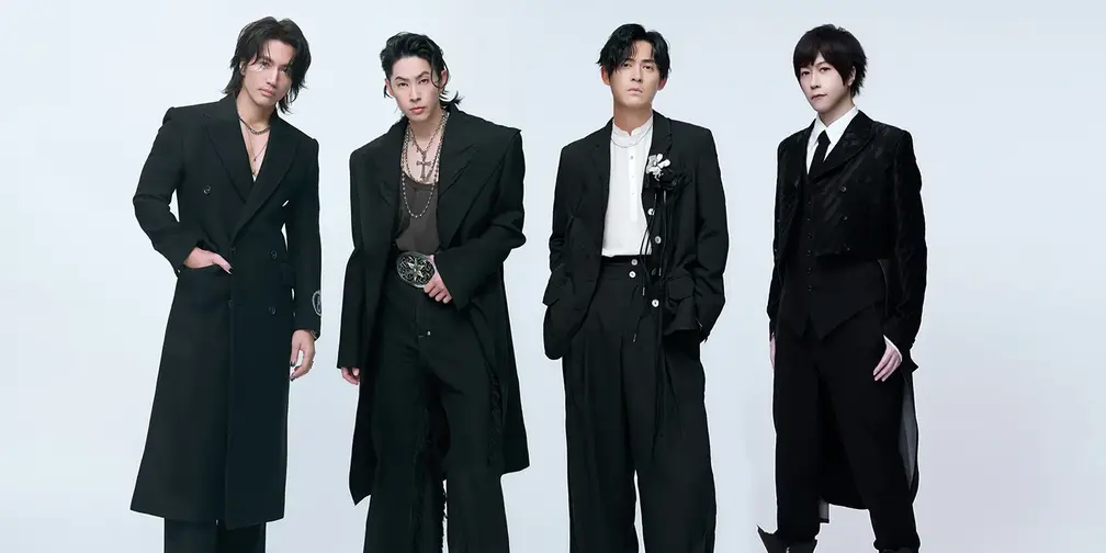 F4