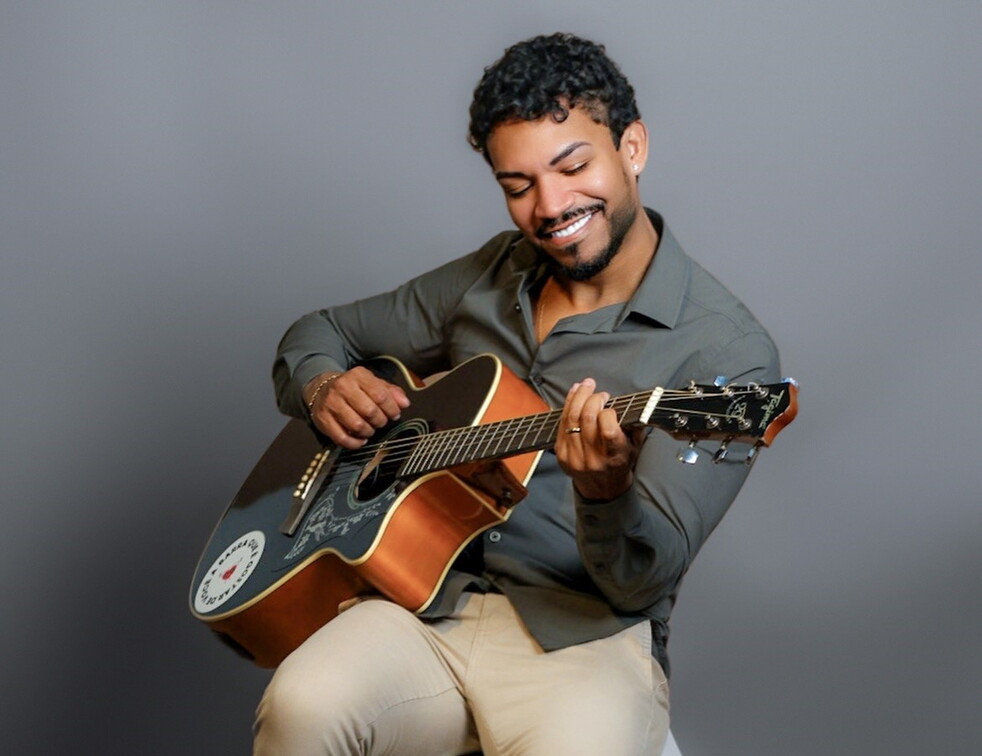 Luis Sales