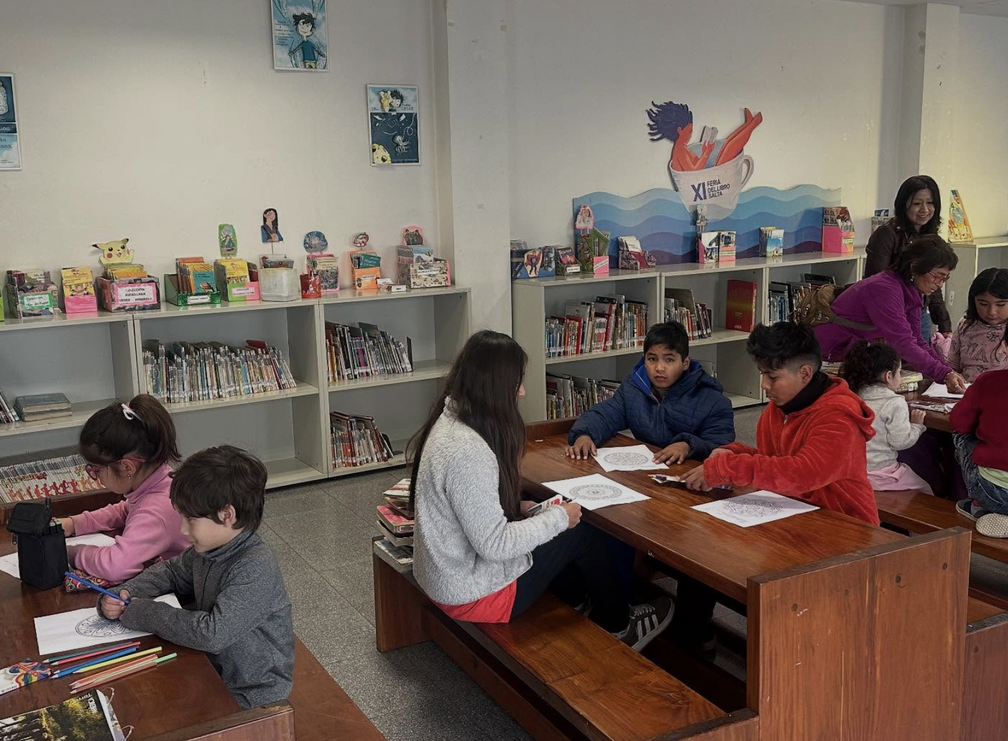 Emocionarte: A Workshop to Explore Emotions Through Art