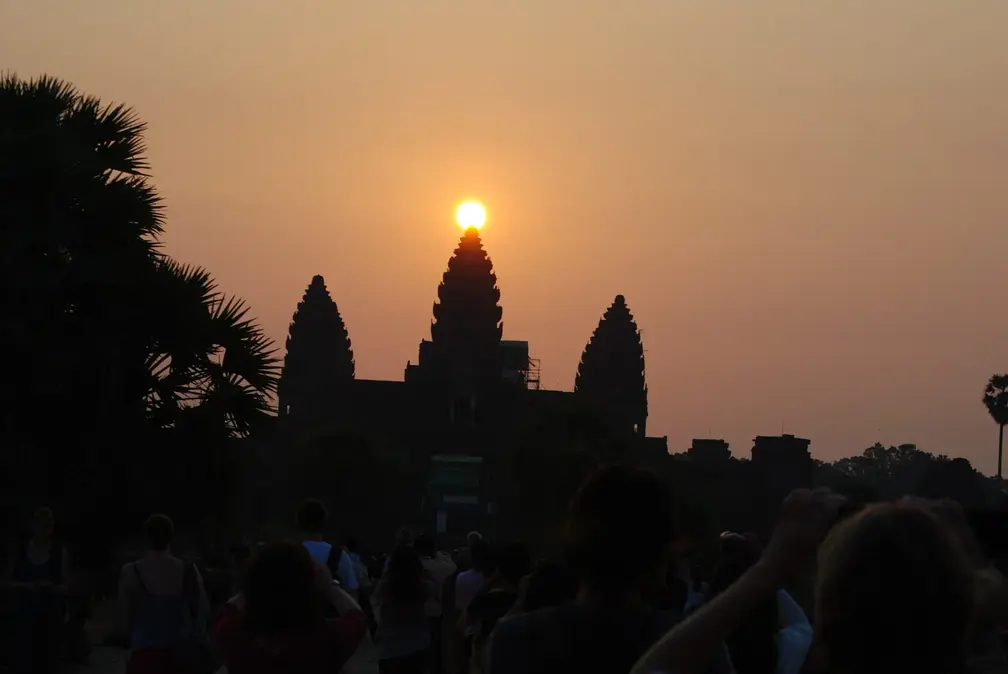 The Angkor Wat Equinox: Dawn To Dusk
