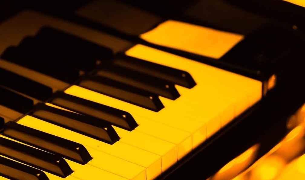 Candlelight Piano: Tribute to Michael Jackson