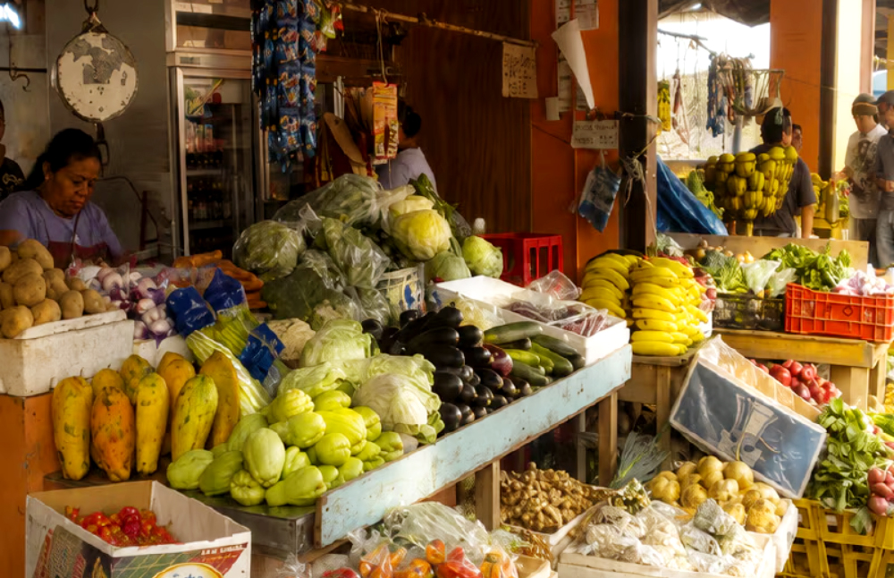 Market Shuttle & Taste Walk