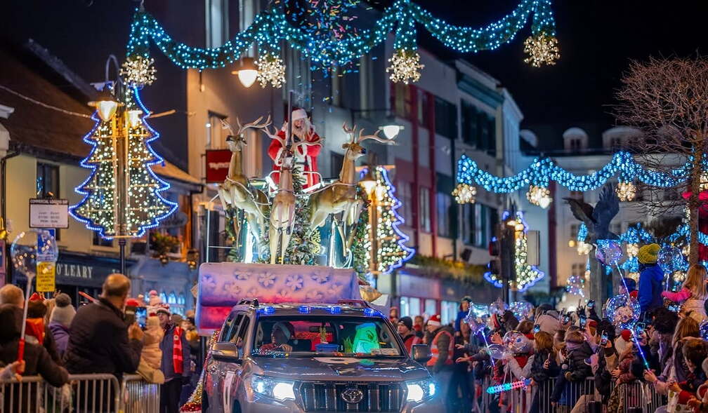 Christmas in Killarney’s Magical Parades