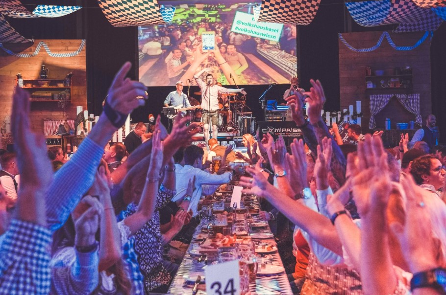 Volkshaus Wiesn