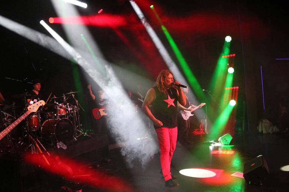 + d Maná