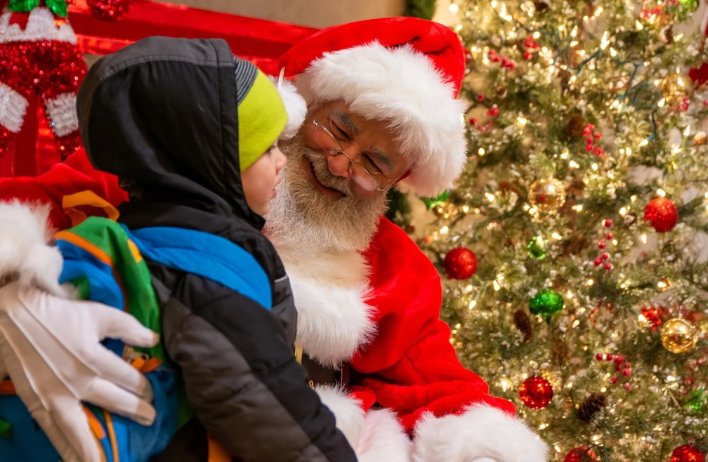 The Christmas Stroll