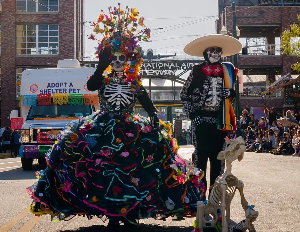 Día de los Muertos Desfile & Festival
